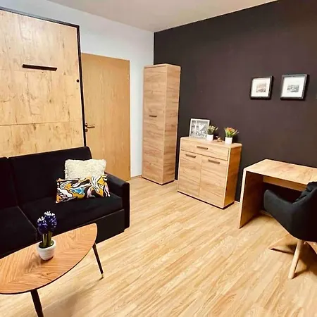 아파트 Moderny S Parkovanim 브라티슬라바