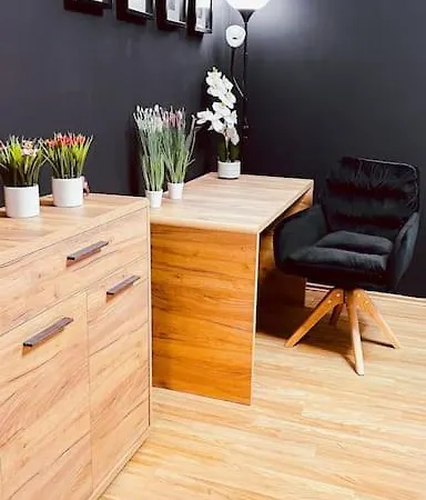 Moderny S Parkovanim * Bratysława