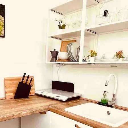 Moderny S Parkovanim *