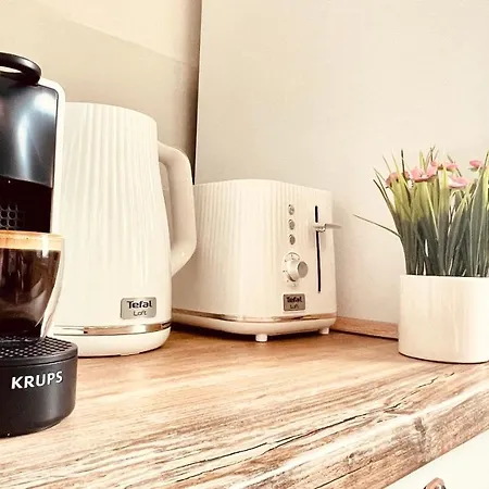 Moderny S Parkovanim * Bratysława