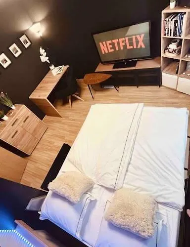 Moderny S Parkovanim