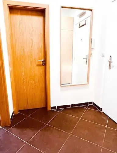 Moderny S Parkovanim