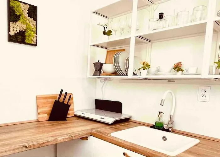 Moderny S Parkovanim *