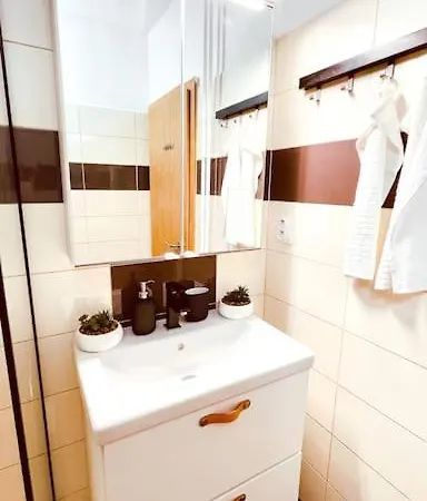 Moderny S Parkovanim